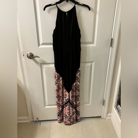 NEW YORK AND COMPANY MAXI DRESS - Picture 3 of 4